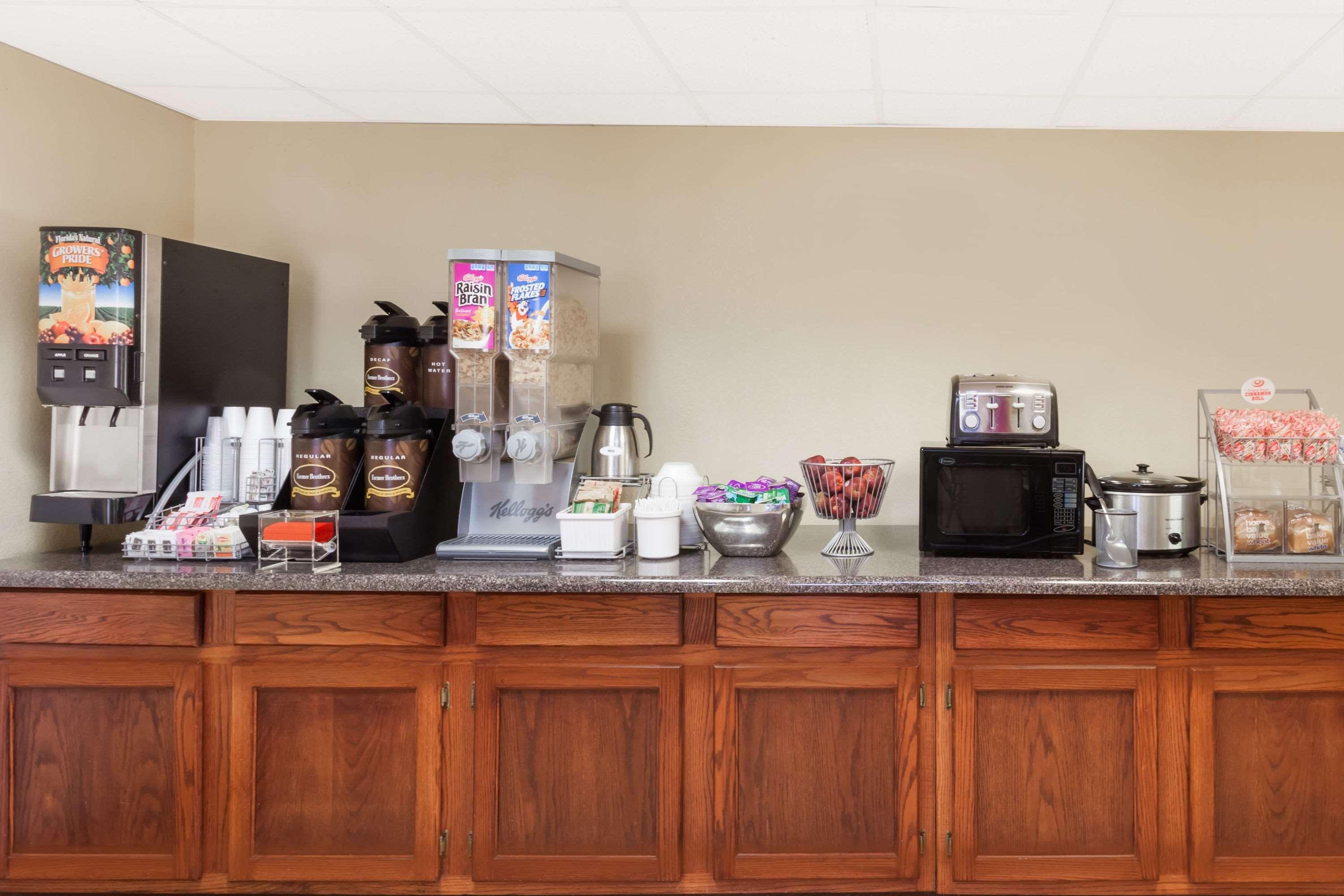 Clarion Pointe Kimball By Choice Hotels Luaran gambar